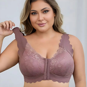 Detalhe do fecho frontal ajustável do Sutiã Sofia para perfeito encaixe