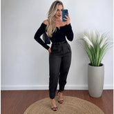 Calça alfaiataria feminina cintura alta com pregas frontais em tecido premium