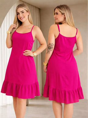Vestido feminino com modelagem soltinha e tecido fluido